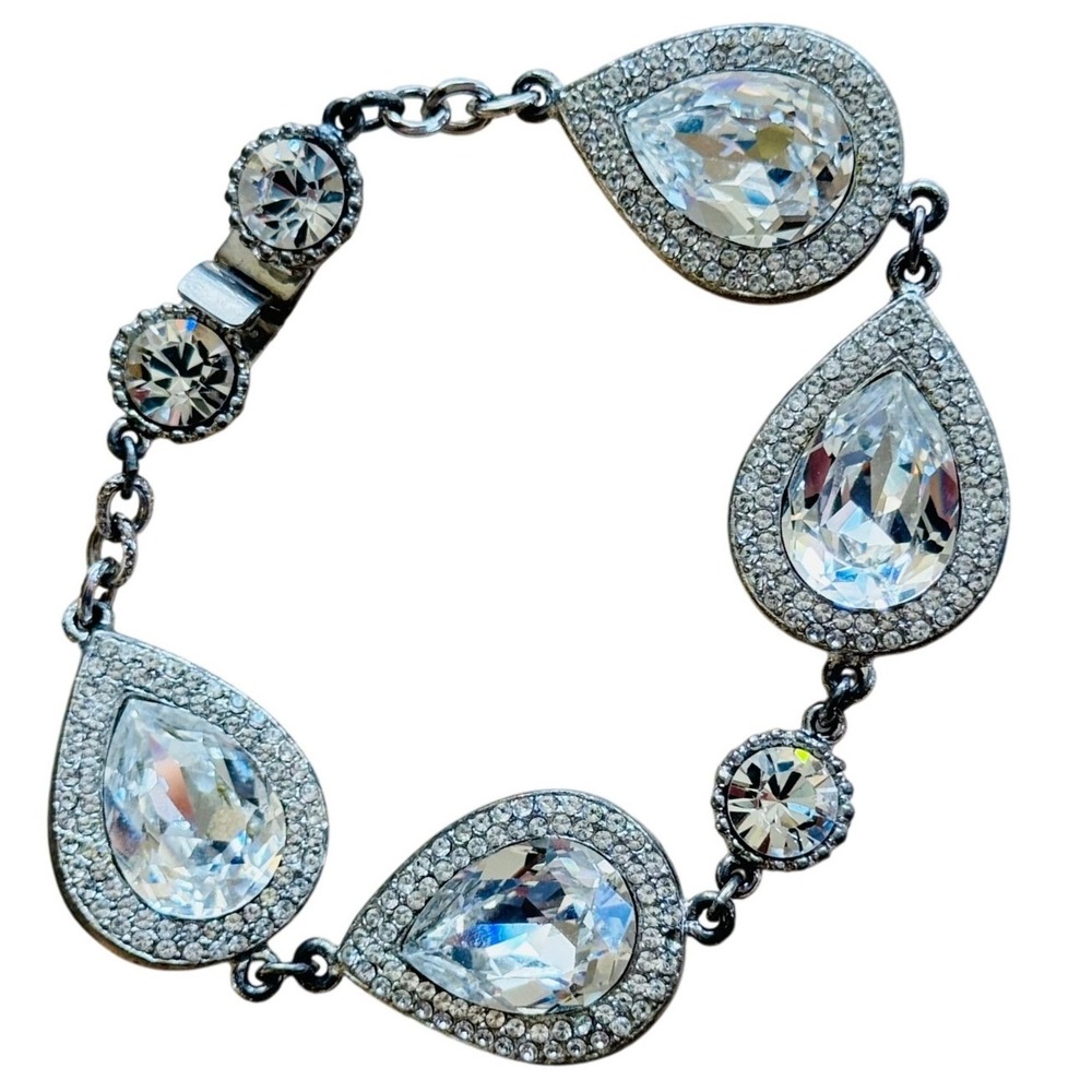 VTG Tara bracelet sparkly‎ Jeweled Crystal rhinestone teardrop chunky statement